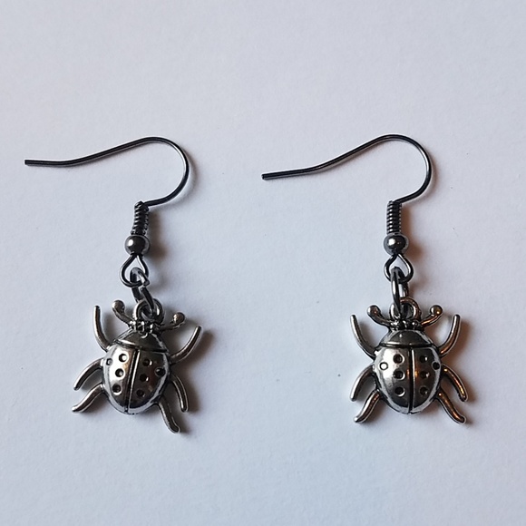 Ladybug Earrings - Picture 1 of 1